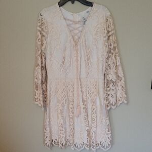 Ultra Pink Lace Long Sleeve Dress in Cream